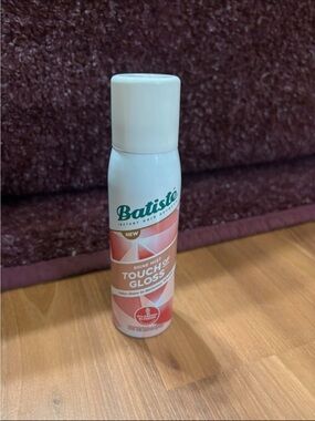 Batiste Touch of Gloss Shine Mist - White & Pink